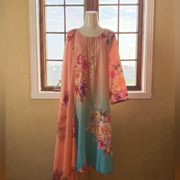 Ombre Salwar Three-piece Suit - with printed floral design - Picture 1 of 1